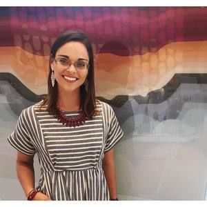 Meet your Posher, Cassandra